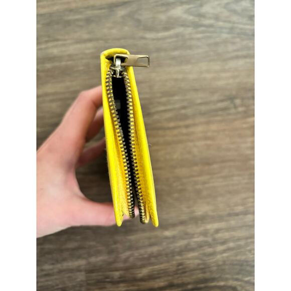 Vintage Griffon Manicure Nail Set Kit Embroidered Leather Austria Yellow AS IS - Picture 4 of 10